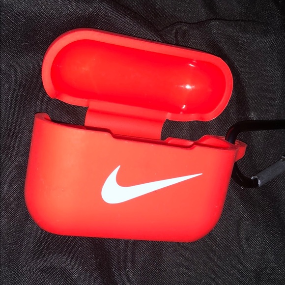 AirPods Pro Case New - Picture 2 of 4
